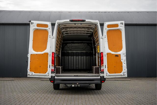 Iveco 35S18 | 3.0L 180PK | Automaat | NW MODEL | 3.5T Trekgewicht | Camera | Carplay | Climate